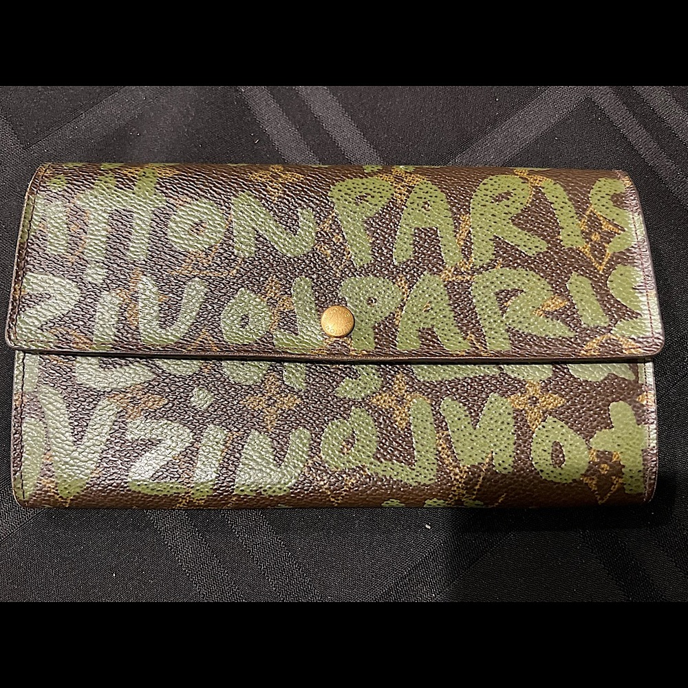Louis Vuitton Graffiti Wallet